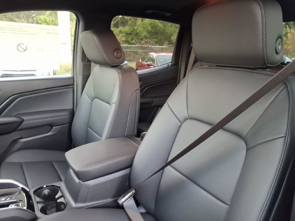 2026 Chevrolet Colorado LT - Photo 12