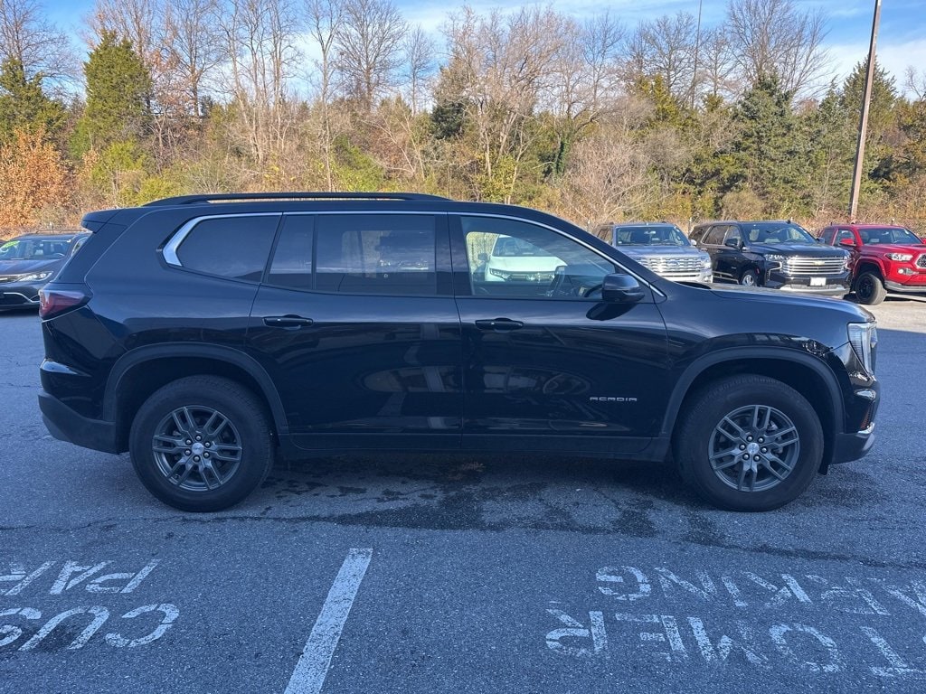 Used 2025 GMC Acadia Elevation SUV
