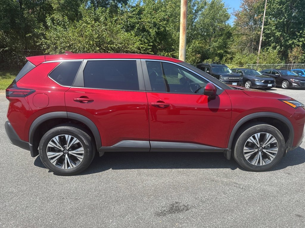 2023 Nissan Rogue SV photo 4