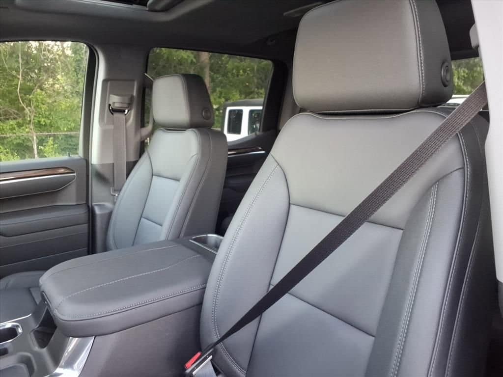 2026 Chevrolet Silverado 1500 RST - Photo 13