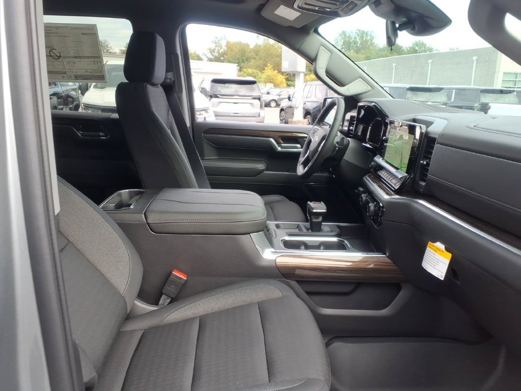2026 Chevrolet Silverado 1500 RST - Photo 17