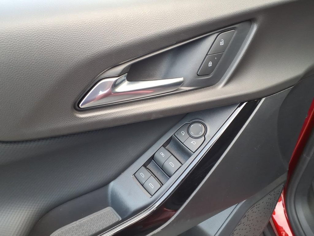 2027 Chevrolet Equinox LT - Photo 16