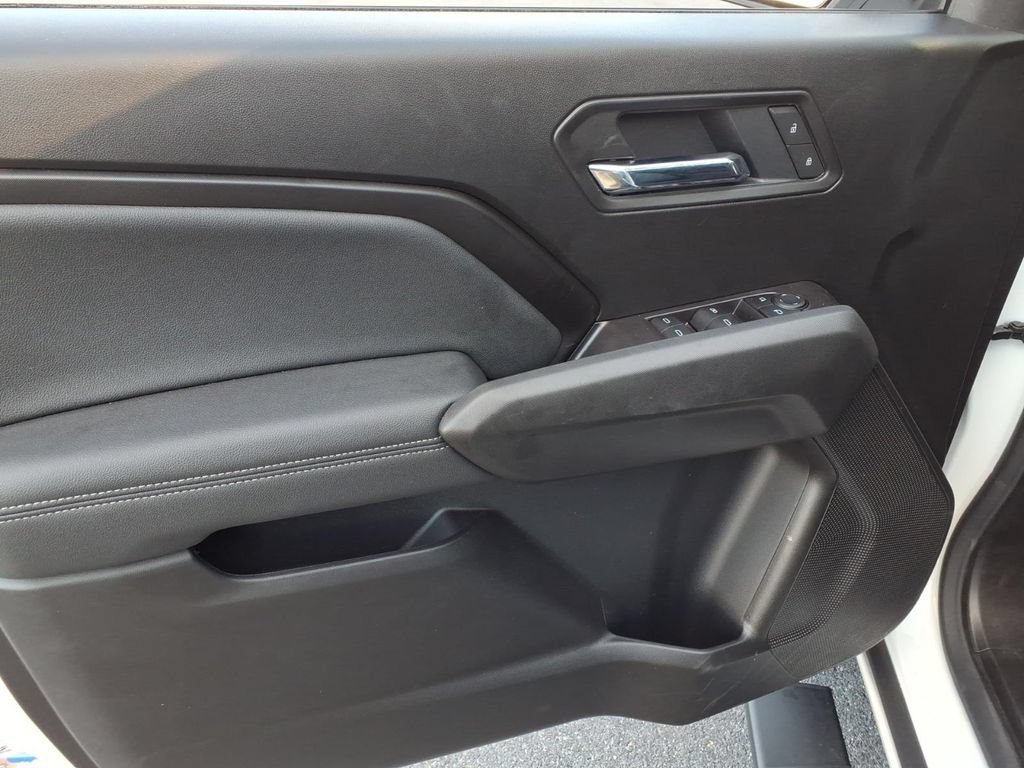 2026 Chevrolet Colorado LT - Photo 13