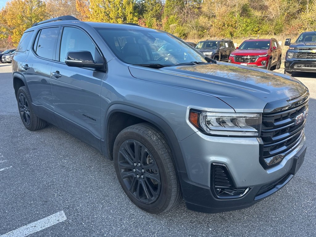 2023 Gmc Acadia SLT photo 2