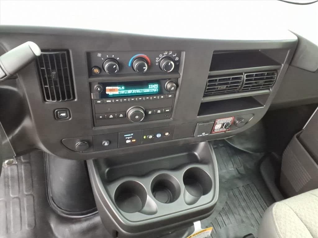 2025 Chevrolet Express Cargo Work Van - Photo 22