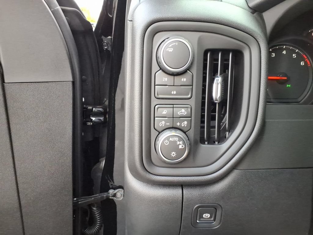 2026 Chevrolet Silverado 2500 HD Custom - Photo 25