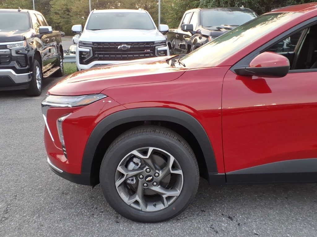 2026 Chevrolet Trax LT - Photo 7