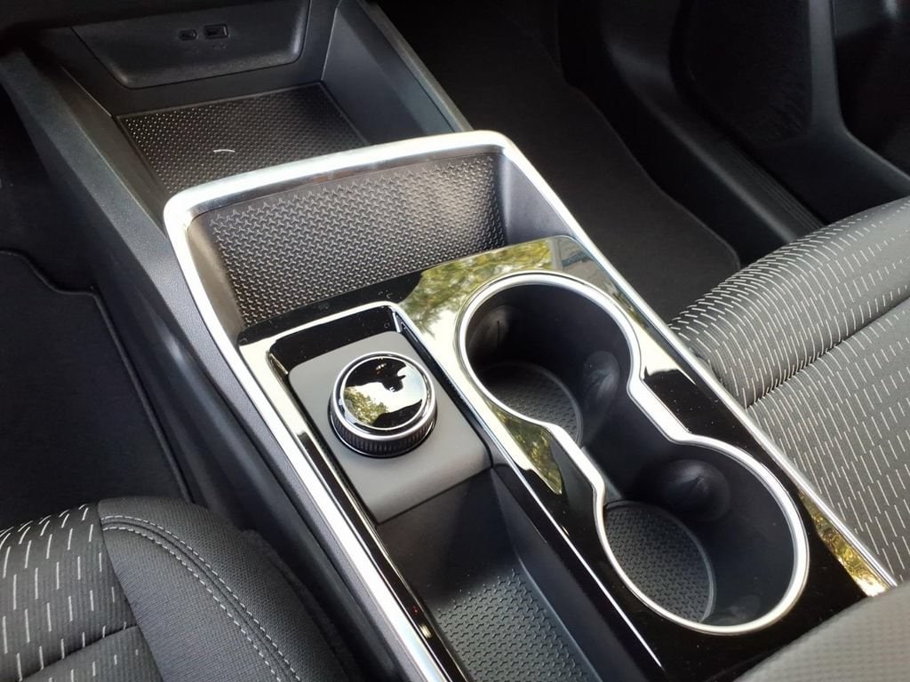 2027 Chevrolet Equinox LT - Photo 27
