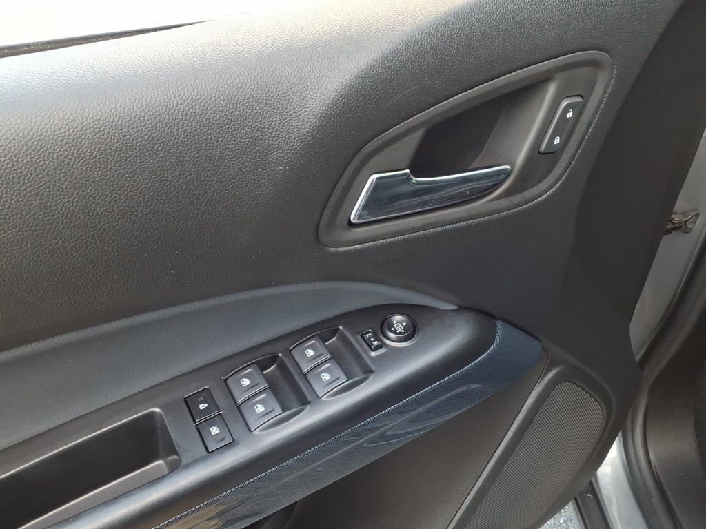 2022 Chevrolet Colorado Z71 - Photo 17