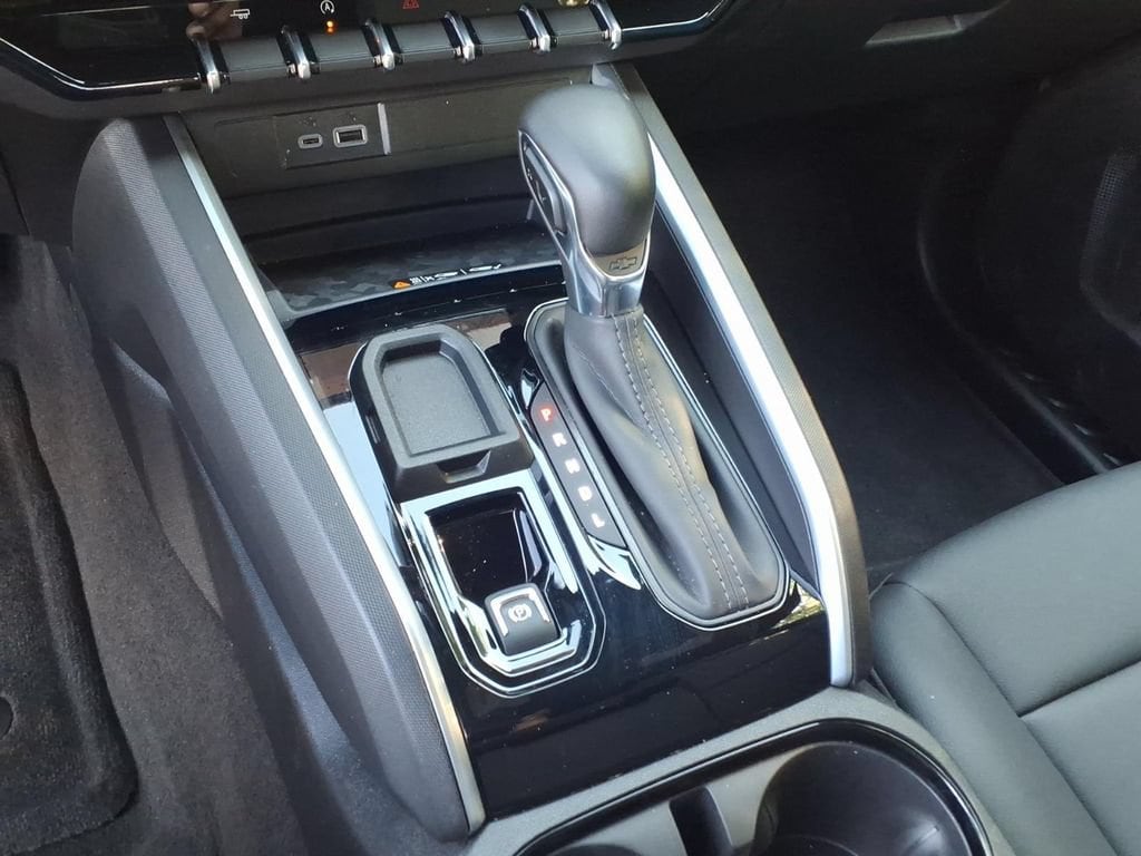 2026 Chevrolet Colorado LT - Photo 19