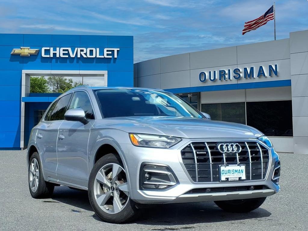 2022 Audi Q5 Premium Plus