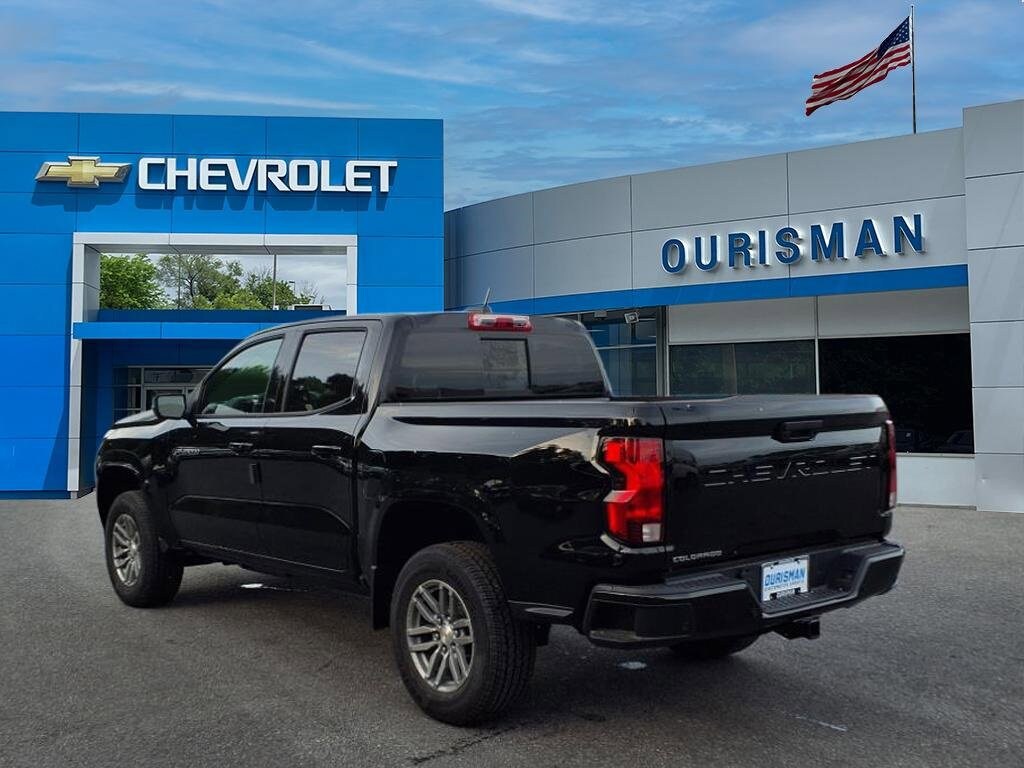 New 2025 Chevrolet Colorado WT/LT Truck