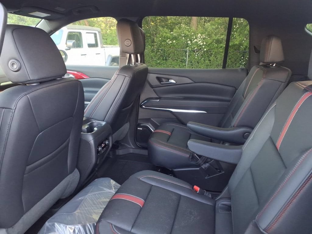2026 Chevrolet Traverse RS - Photo 17