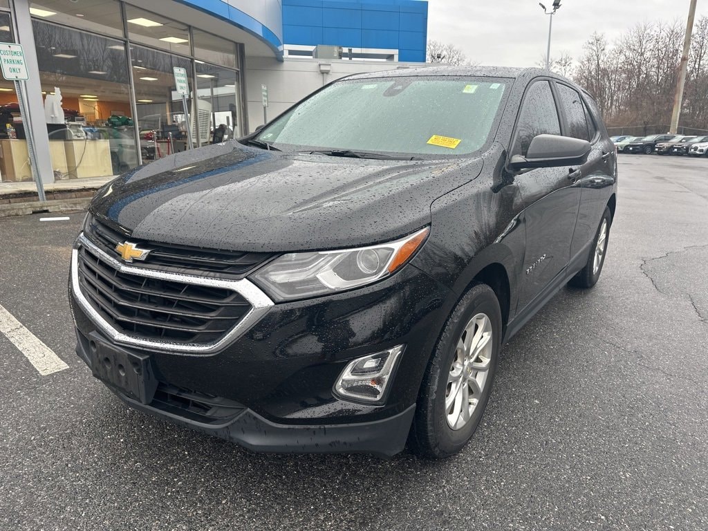 2020 Chevrolet Equinox LS's photo
