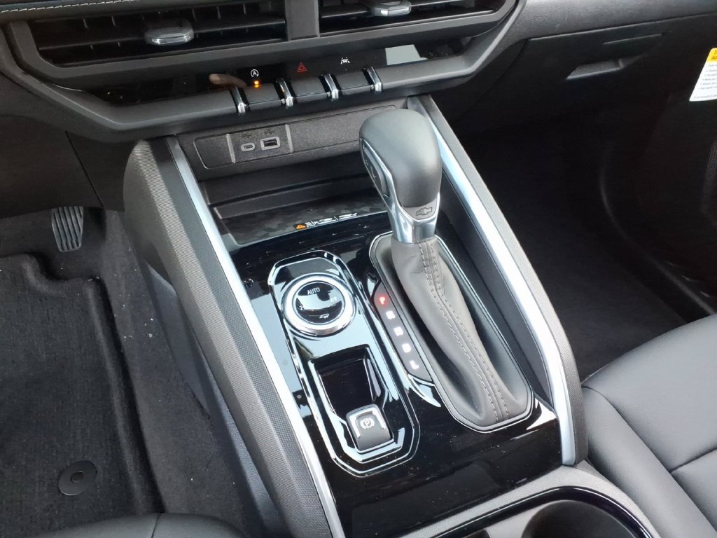 2026 Chevrolet Colorado Z71 - Photo 26
