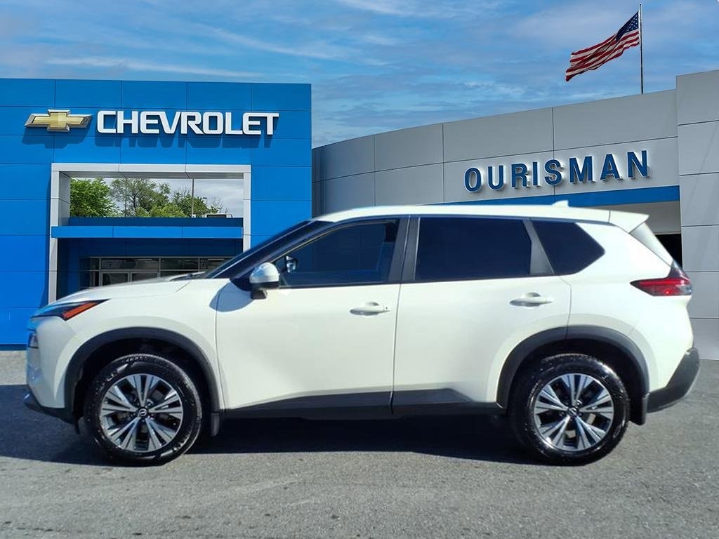 Used 2023 Nissan Rogue SV