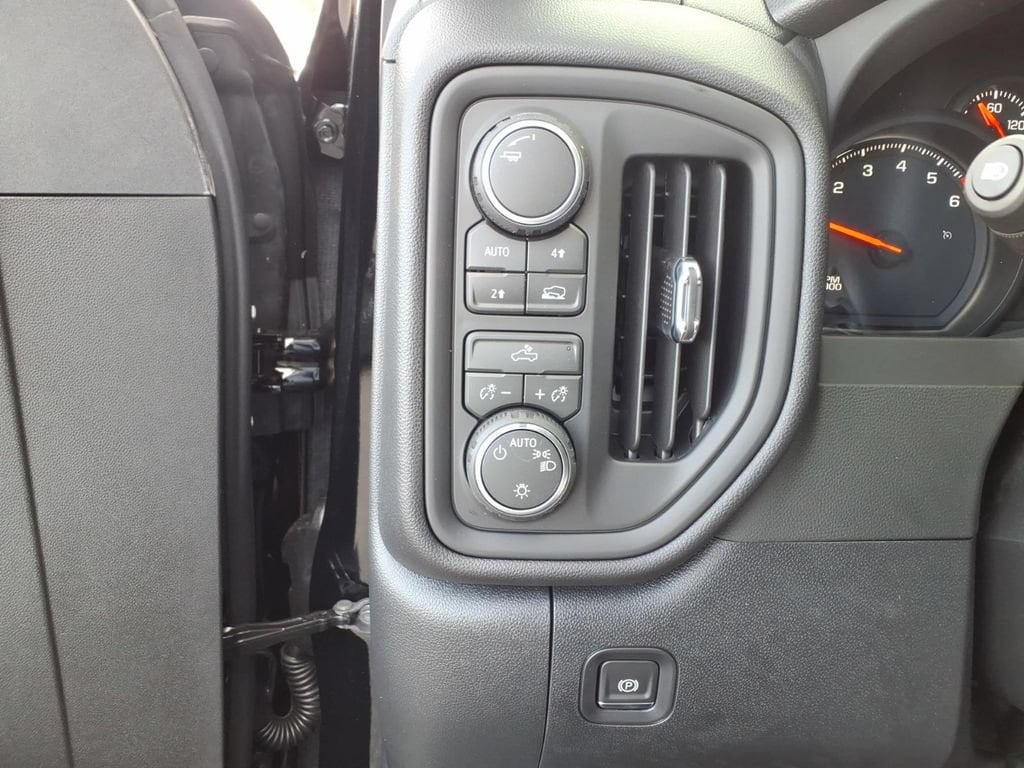2026 Chevrolet Silverado 1500 Custom - Photo 21