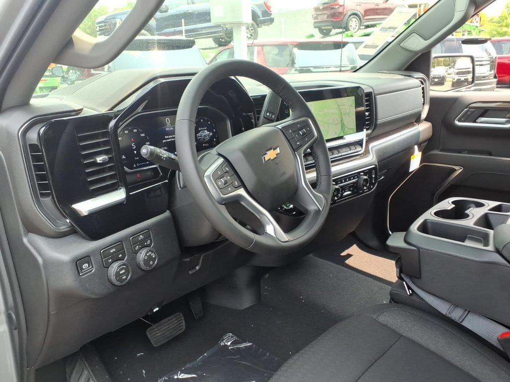 2026 Chevrolet Silverado 1500 LT - Photo 13