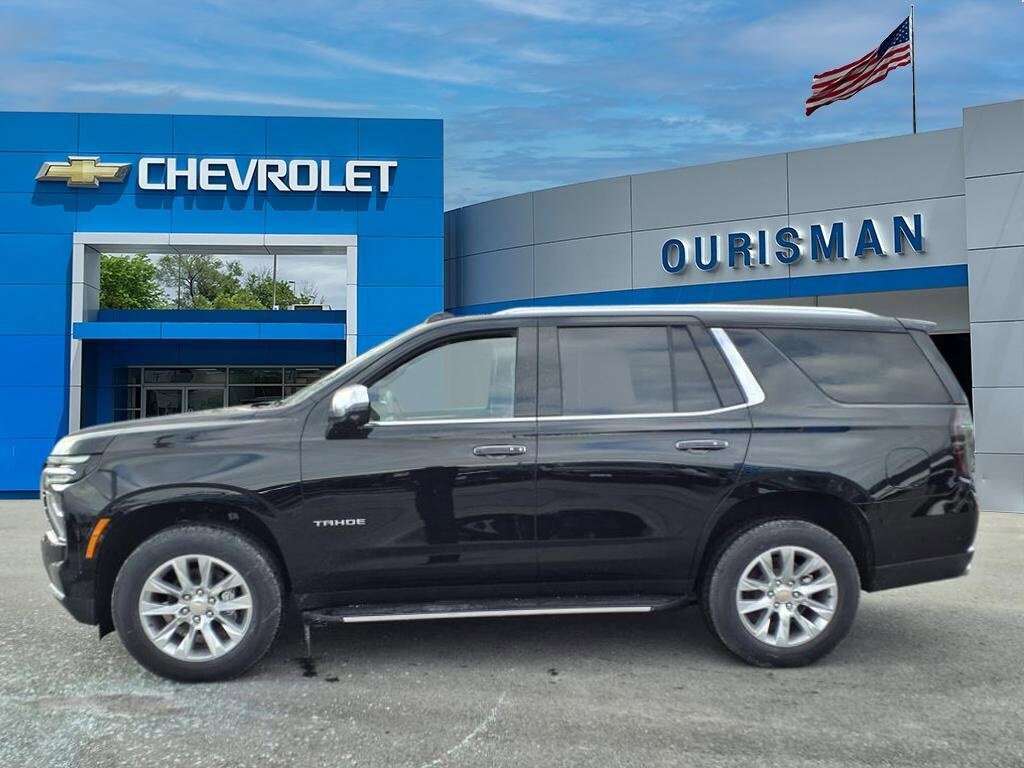 2025 Chevrolet Tahoe Premier photo 3
