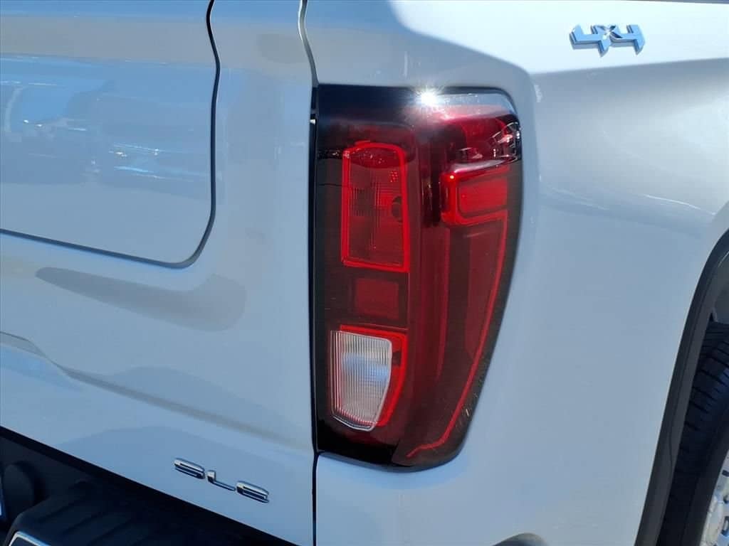 2024 GMC Sierra 1500 SLE - Photo 8