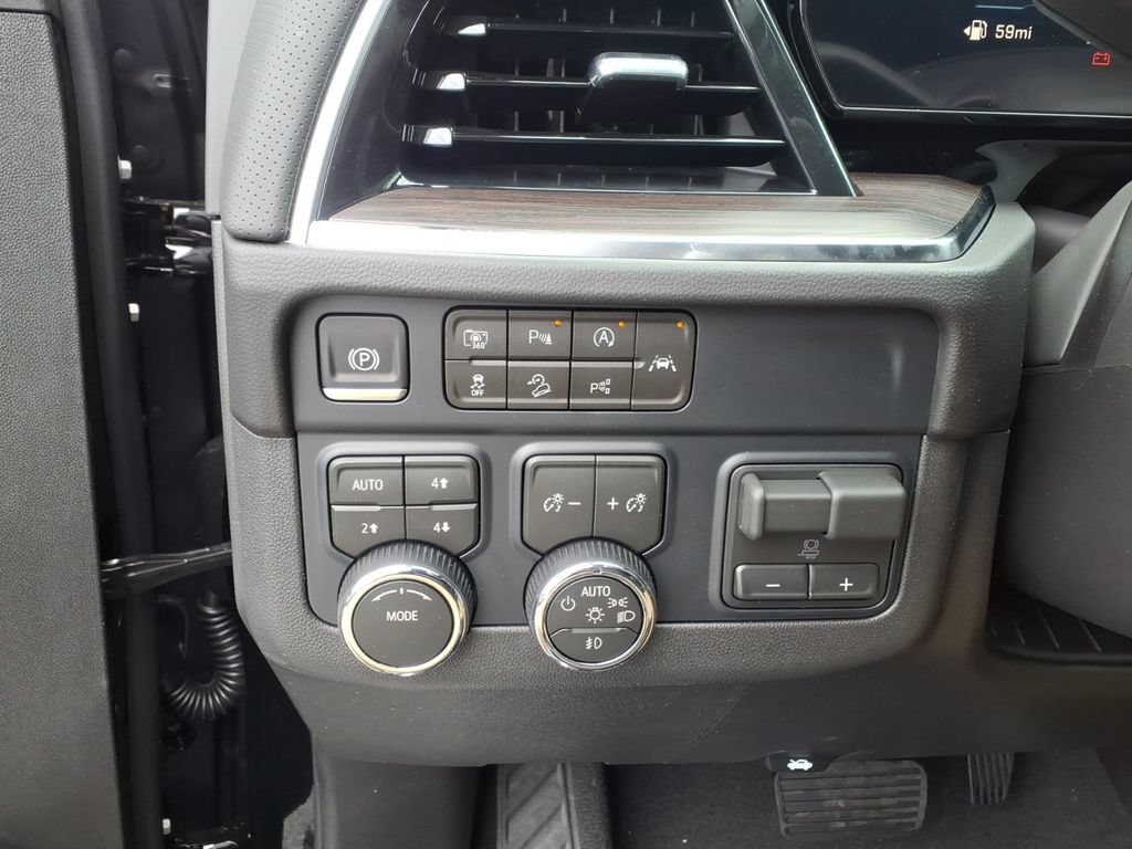 2026 Chevrolet Suburban Premier - Photo 26