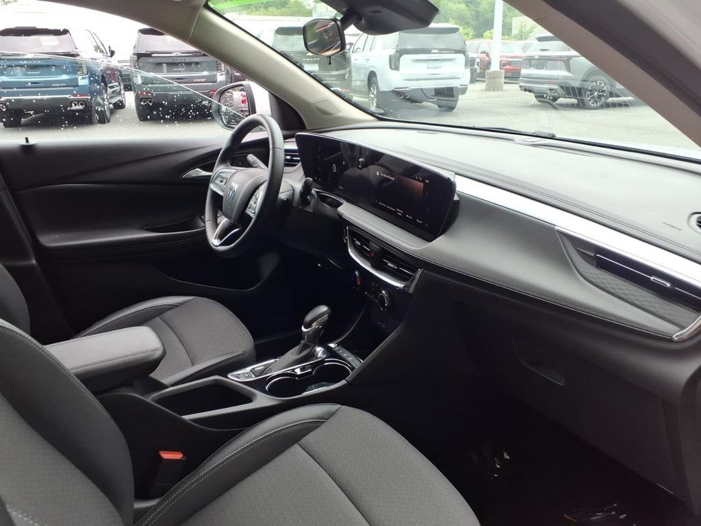 2025 Buick Encore GX Preferred - Photo 19