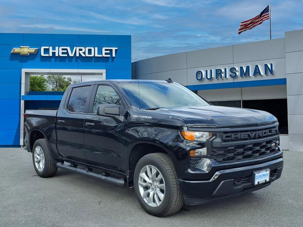 2026 Chevrolet Silverado 1500 Custom's photo