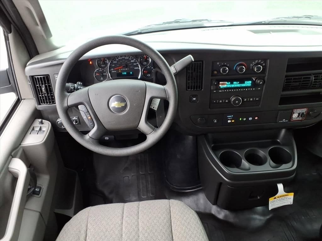 2025 Chevrolet Express Cargo Work Van - Photo 19