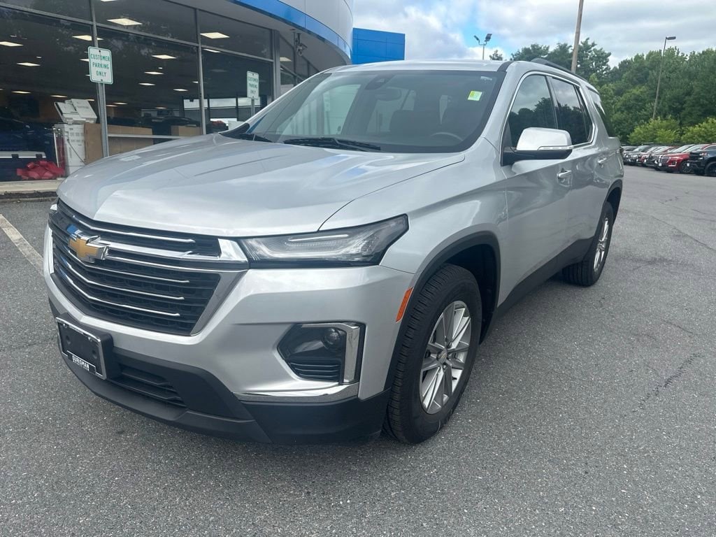 Used 2022 Chevrolet Traverse LT Cloth SUV