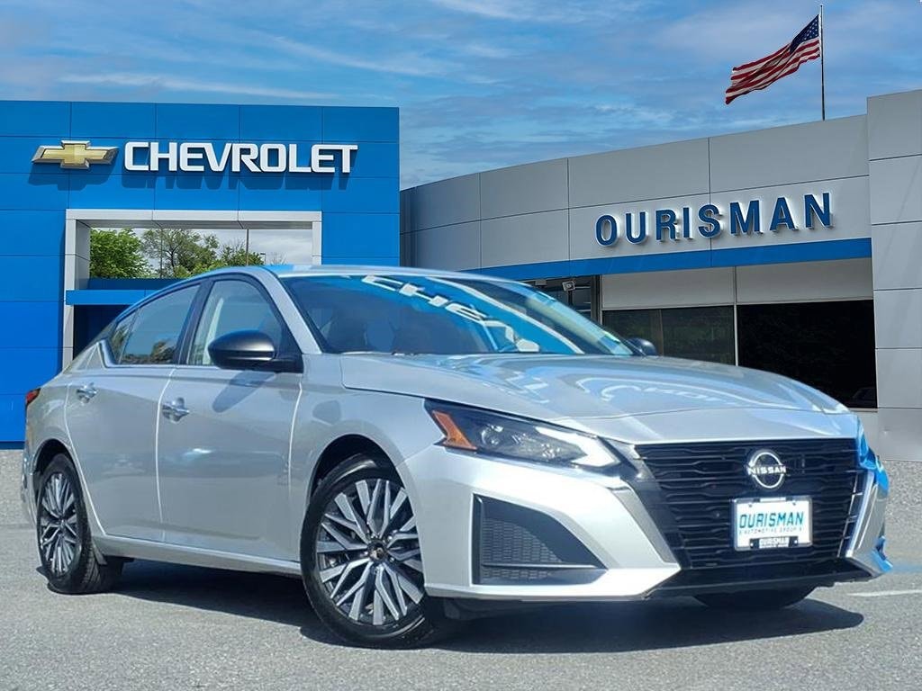 2024 Nissan Altima SV