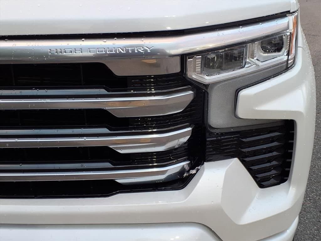 2023 Chevrolet Silverado 1500 High Country - Photo 8