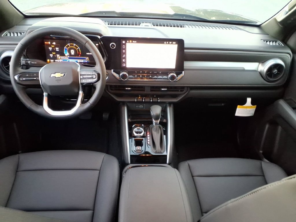 2026 Chevrolet Colorado LT - Photo 18