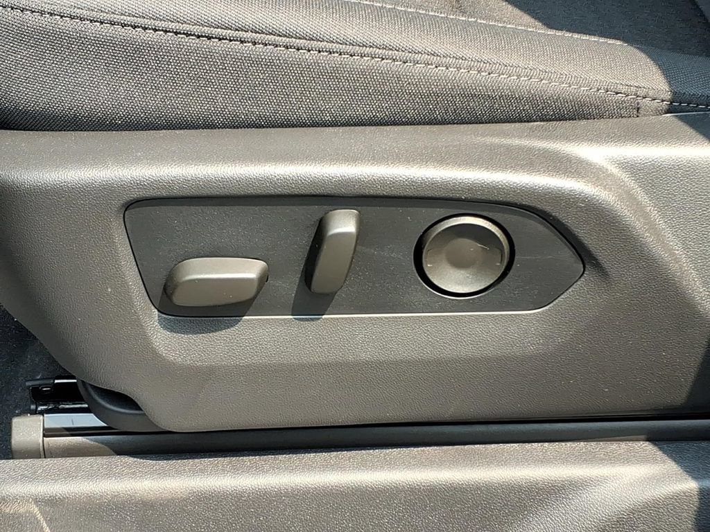 2026 Chevrolet Silverado 1500 LT - Photo 23