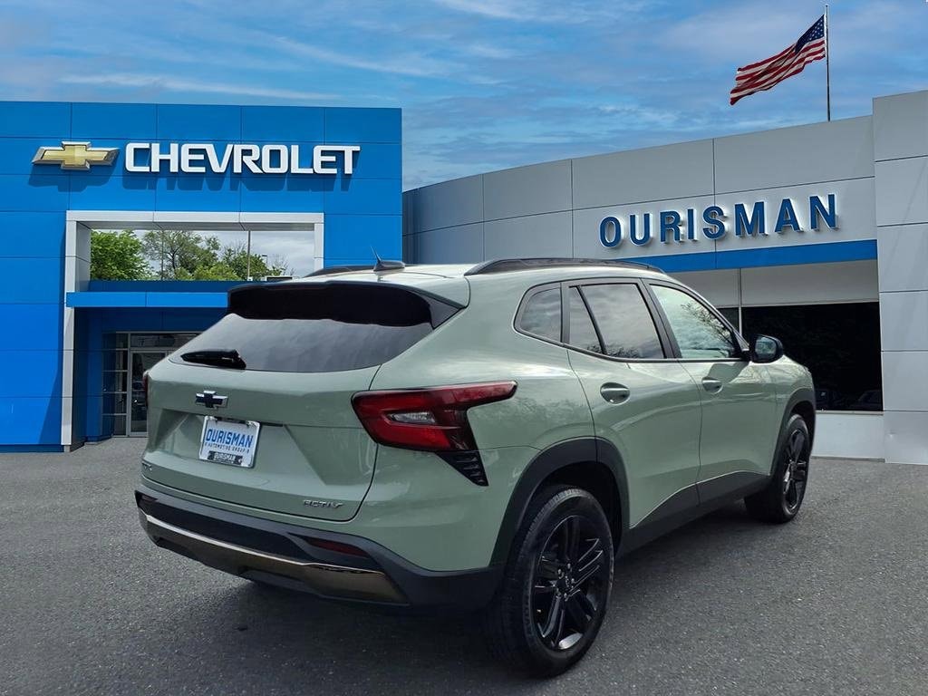 Used 2025 Chevrolet Trax Activ SUV