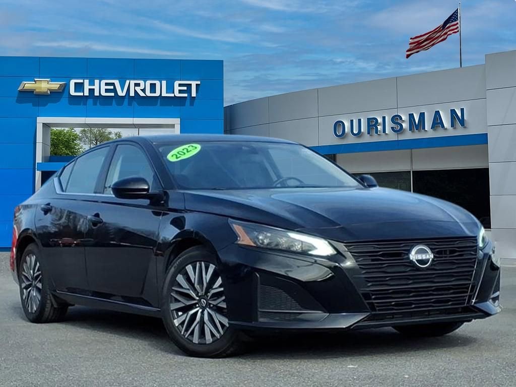 2023 Nissan Altima SV