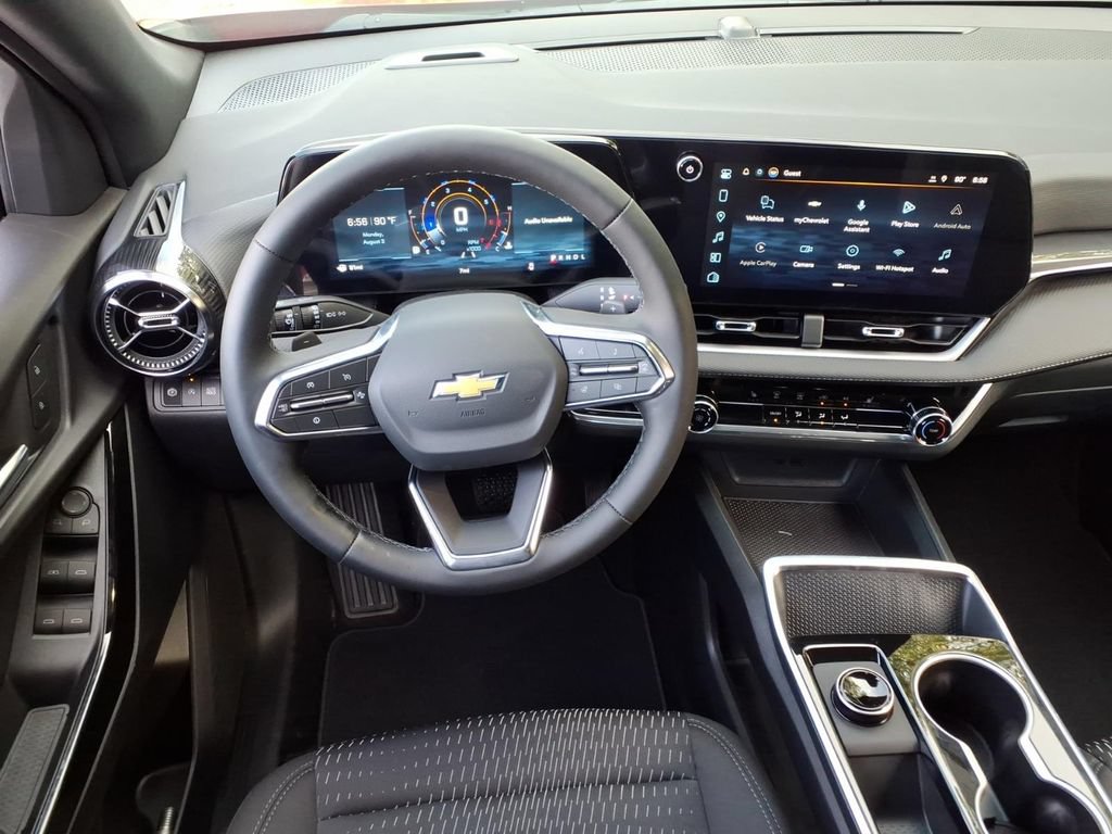 2027 Chevrolet Equinox LT - Photo 19