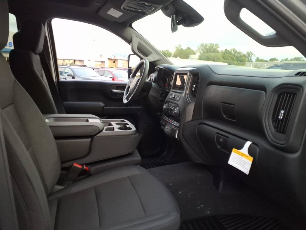 2026 Chevrolet Silverado 2500 HD Custom - Photo 18