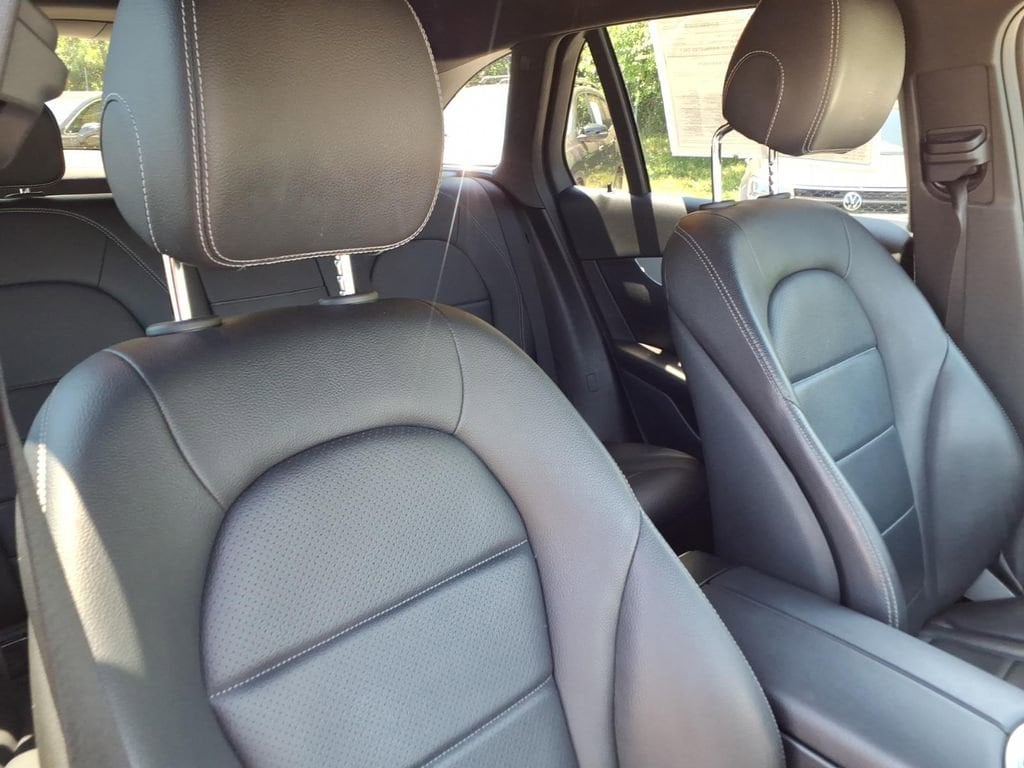 2021 Mercedes-Benz GLC GLC300 - Photo 20
