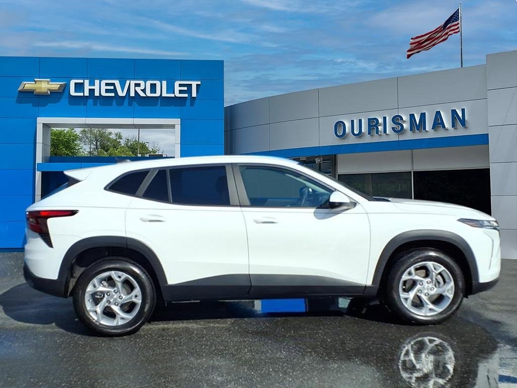 Used 2024 Chevrolet Trax LS SUV