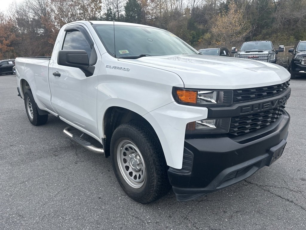 2020 Chevrolet Silverado 1500 photo 3