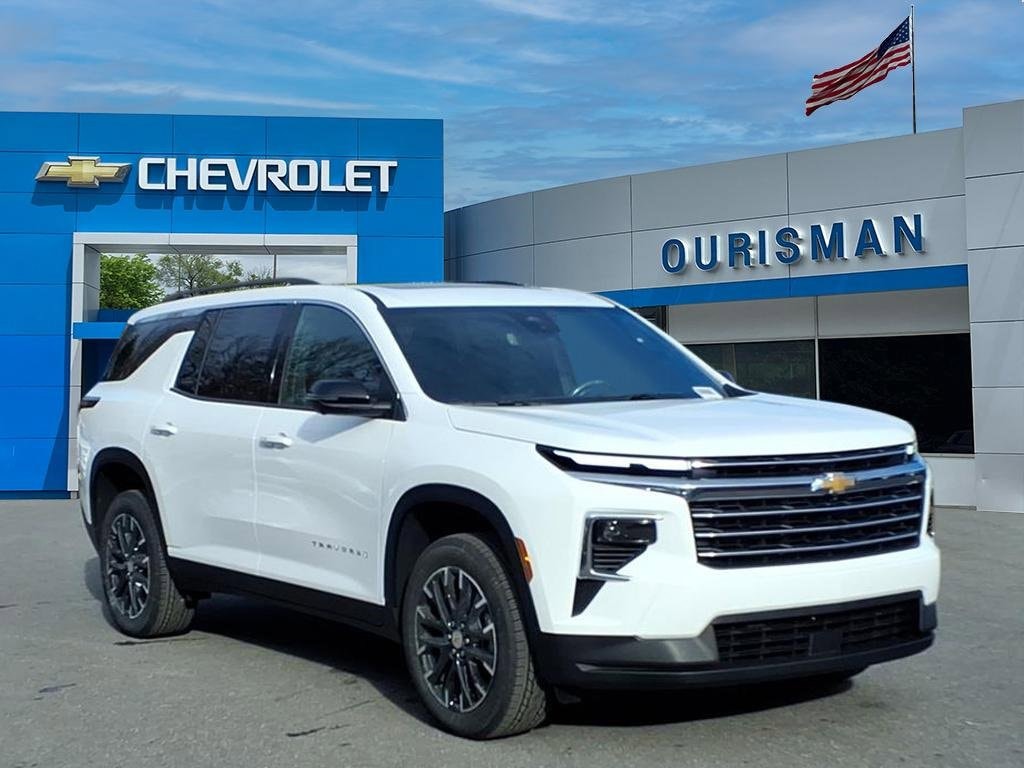 2026 Chevrolet Traverse LT's photo