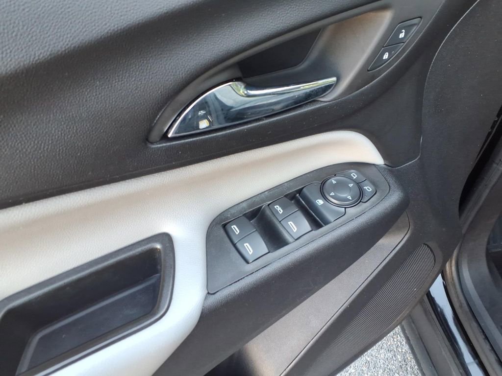 2024 Chevrolet Equinox LS - Photo 12