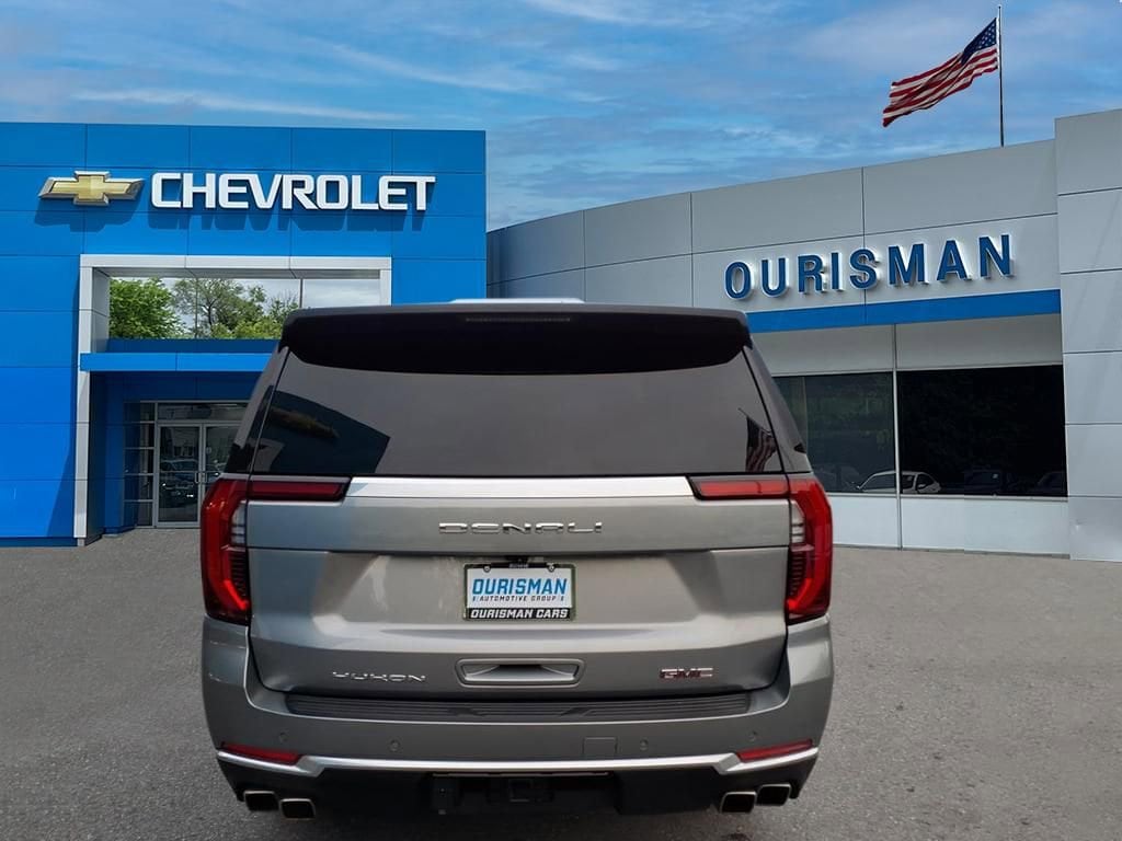 Used 2025 GMC Yukon XL Denali SUV