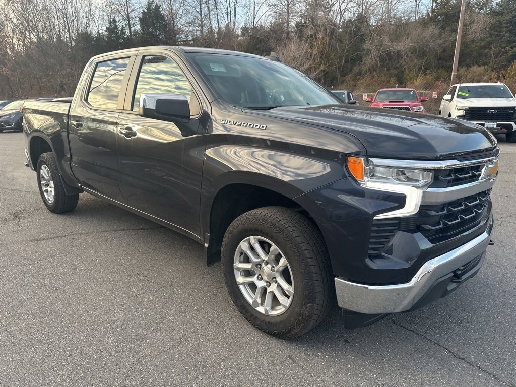 Used 2024 Chevrolet Silverado 1500 LT (2FL) Truck
