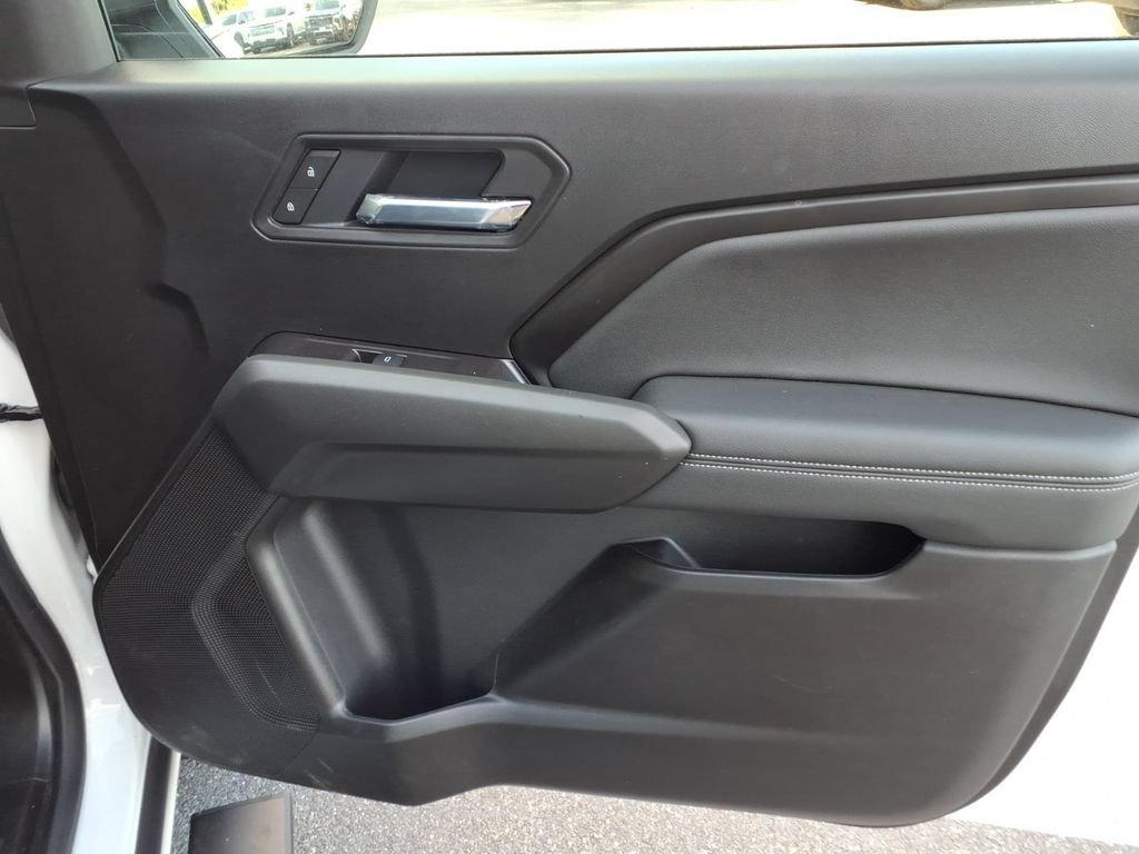 2026 Chevrolet Colorado LT - Photo 25