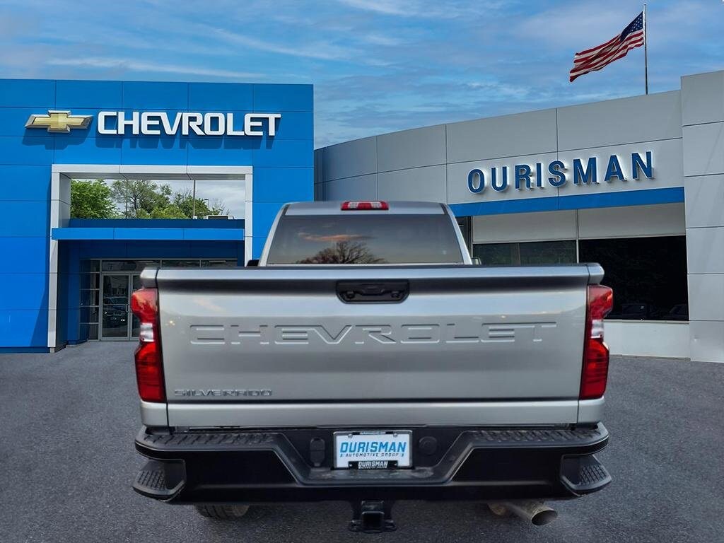 2025 Chevrolet Silverado 3500HD Work Truck photo 4