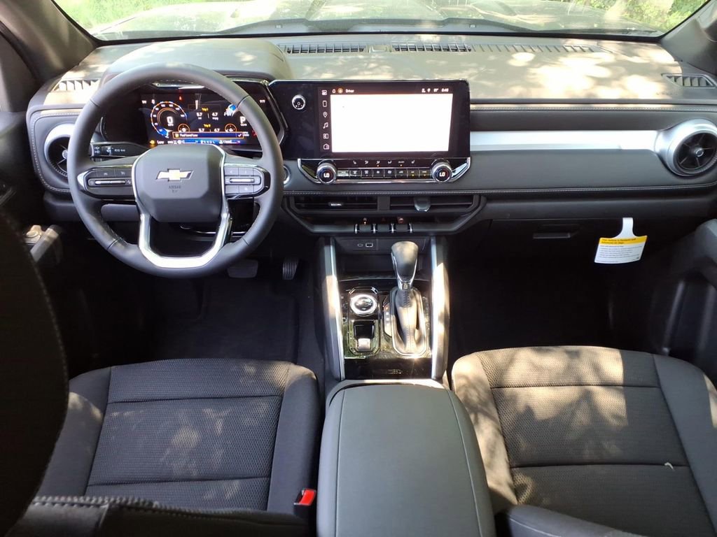2026 Chevrolet Colorado LT - Photo 17