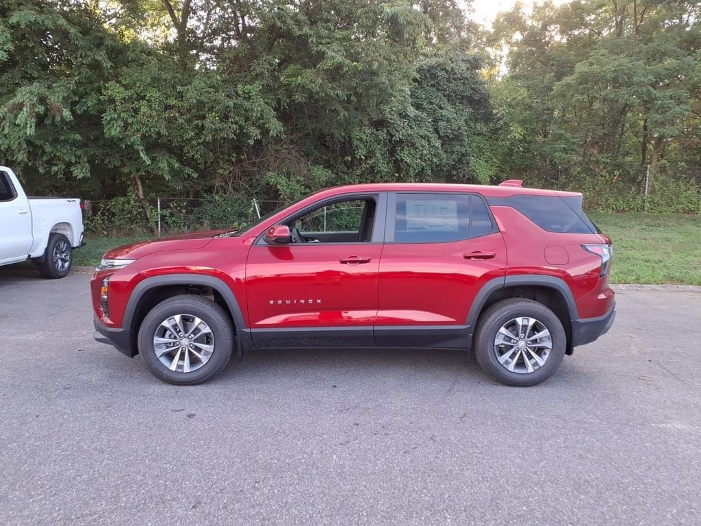 2027 Chevrolet Equinox LT - Photo 6