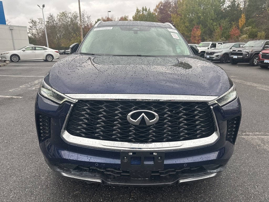 2022 Infiniti QX60 Luxe photo 2