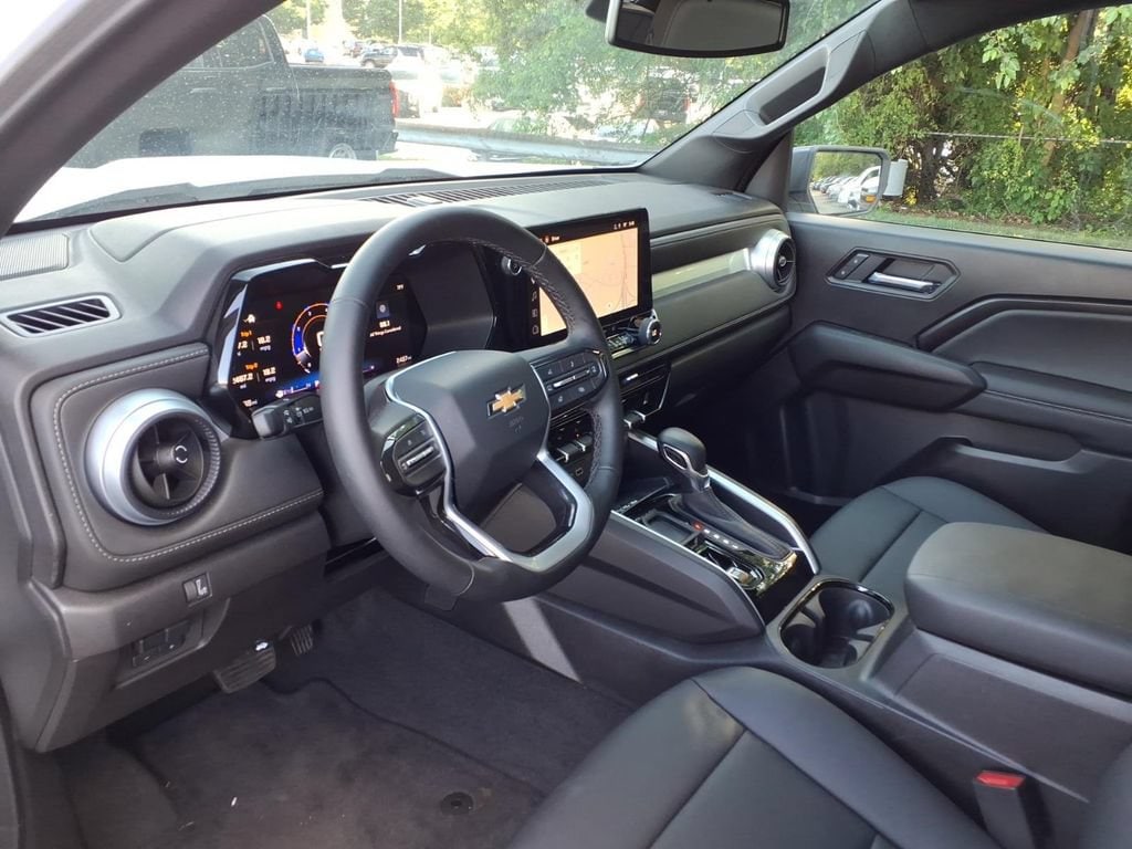 2026 Chevrolet Colorado LT - Photo 11